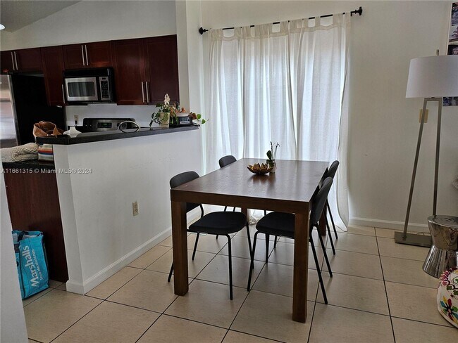 Building Photo - 8429 NW 1st Terrace