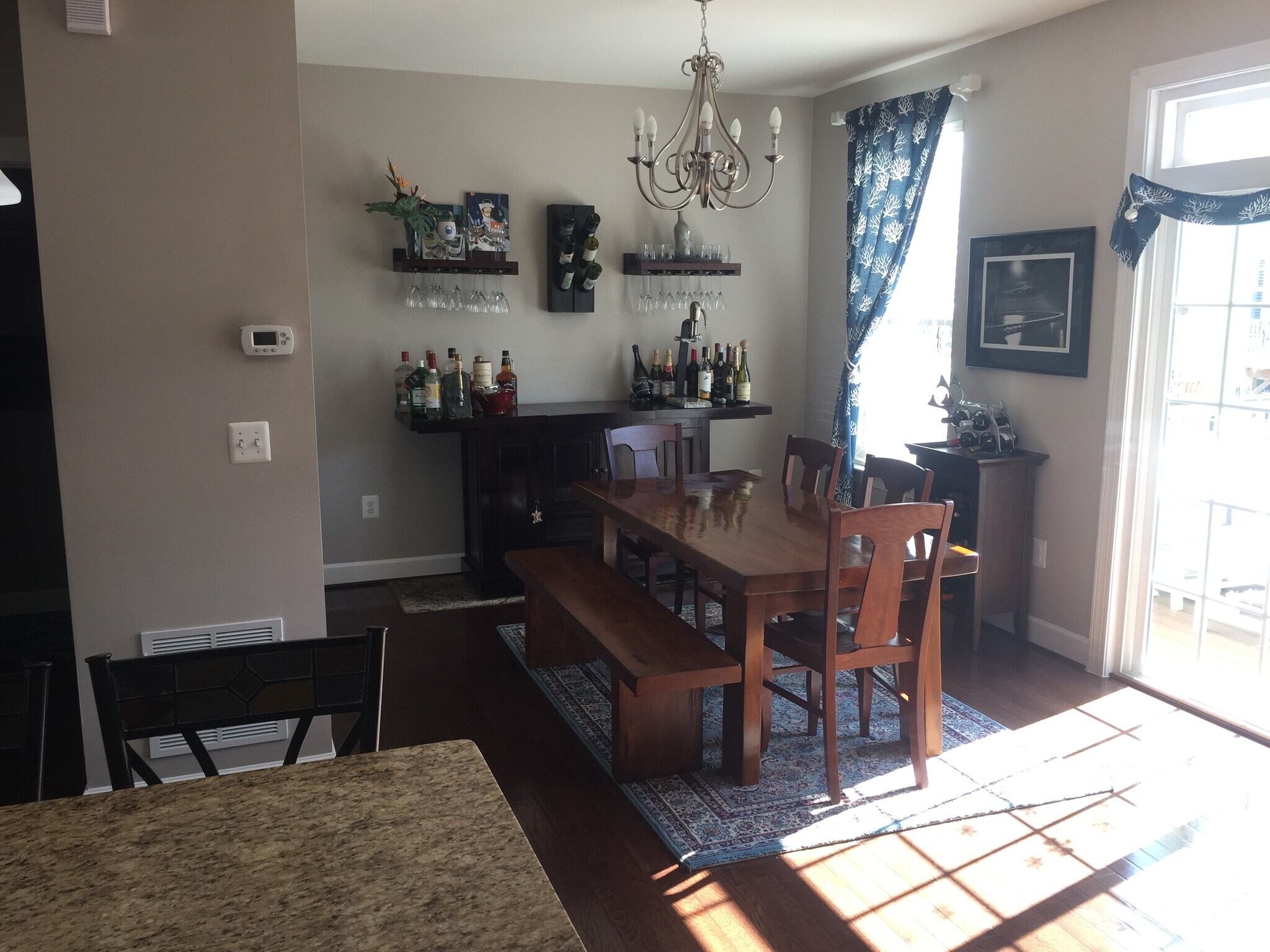 Building Photo - 6193 Royal Crest Ln