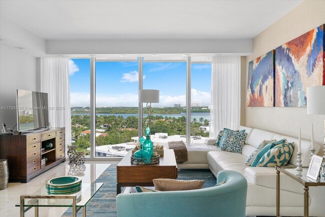 Building Photo - 10275 Collins Ave