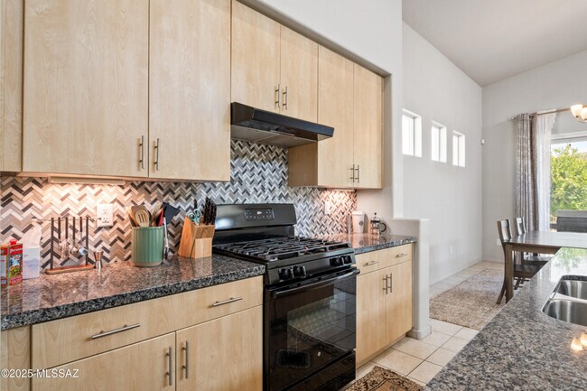 Building Photo - 7526 E Chalkboard Ct