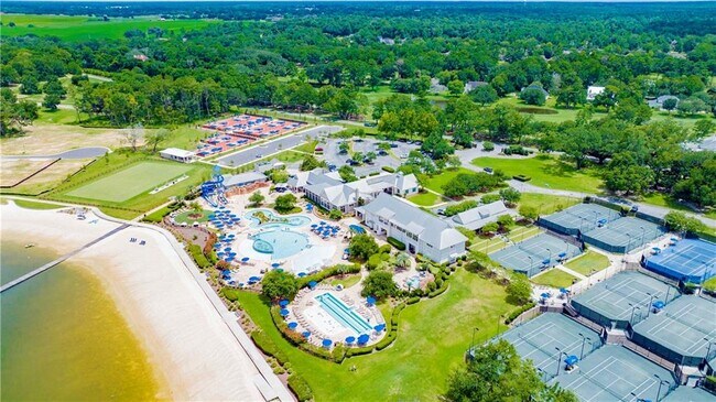 Building Photo - 18269 Colony Dr Dr