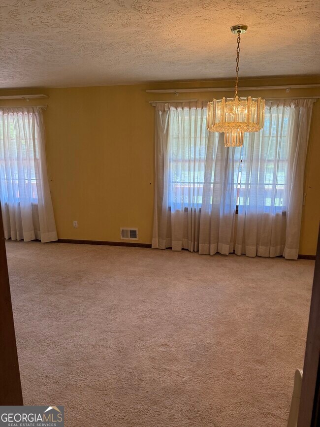 Building Photo - 110 Otelia Ln