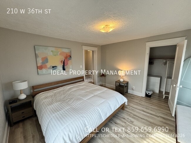 Building Photo - 210 W 36th St