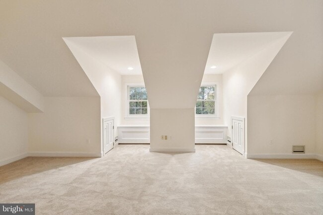 Building Photo - 2527 Hunter Mill Rd