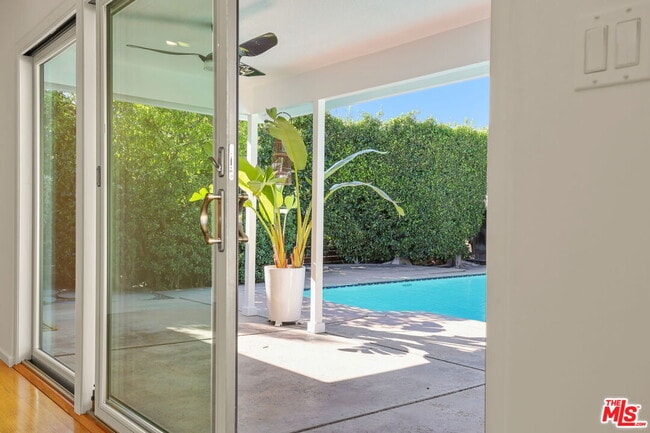 Building Photo - 1373 Beckwith Ave