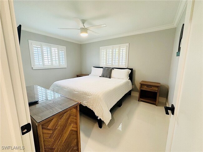 Building Photo - 140 W Pago Pago Dr