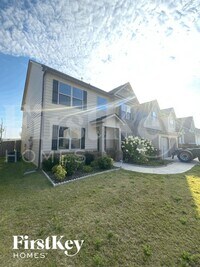 Building Photo - 2027 Massey Ln