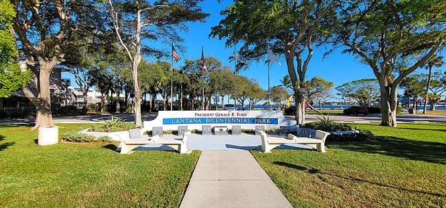 Building Photo - 100 Waterway Dr S