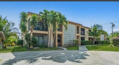 Building Photo - 1409 Lake Ave