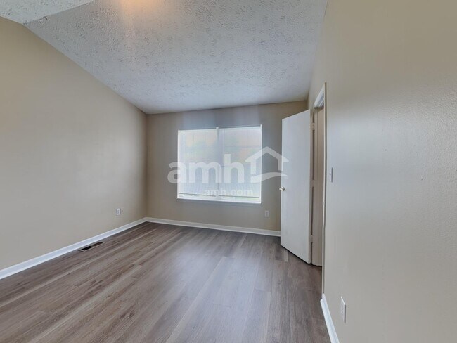 Building Photo - 6763 Wimbledon Dr