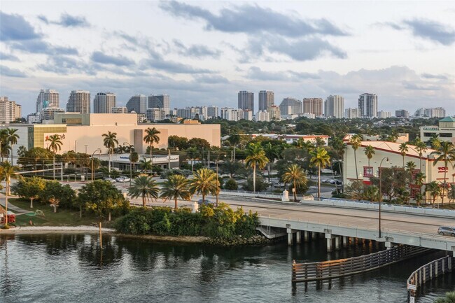 Building Photo - 1170 N Federal Hwy