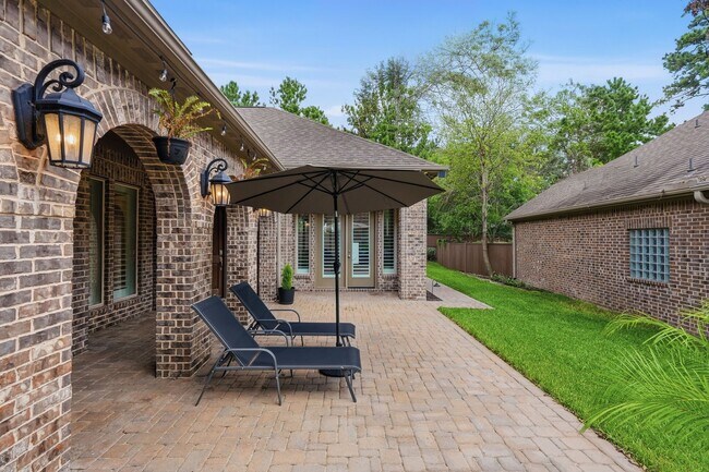 Building Photo - 111 N Bimini Twist Cir