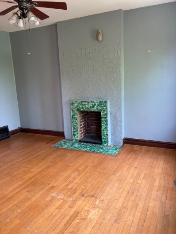 Building Photo - 4658-4658 Michigan Ave