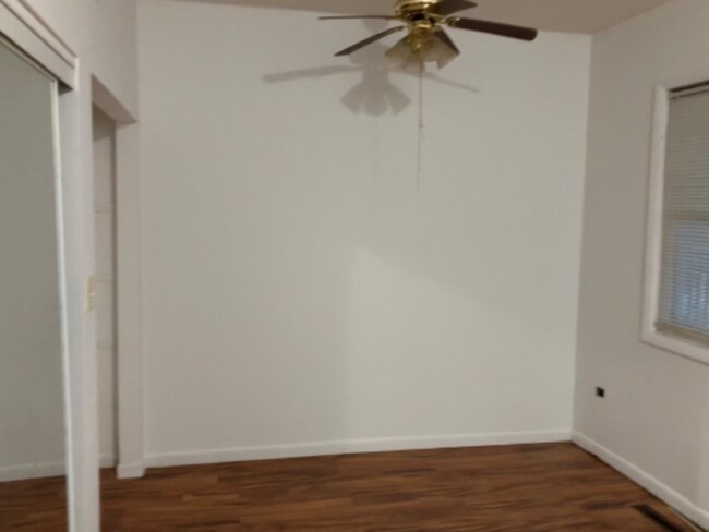 Building Photo - 40523 N Illinois 83