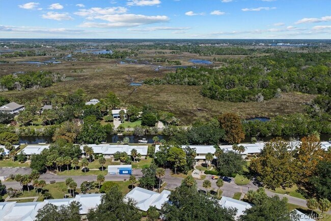 Building Photo - 11310 W Bayshore Dr