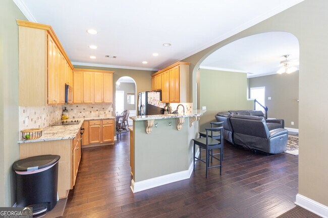 Building Photo - 27 Portico Pl