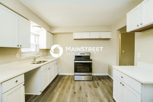 Building Photo - 5 Bedroom Pet-Friendly Home in COLUMBUS, O...