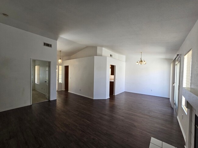 Building Photo - 4375 Portola Dr