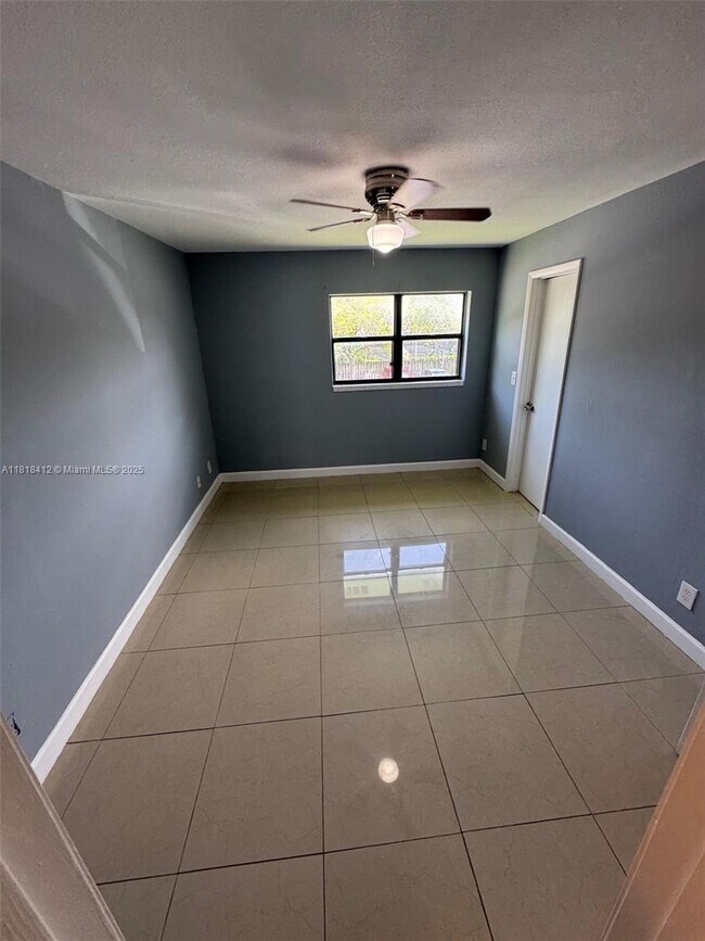Building Photo - 8787 NW 39th St