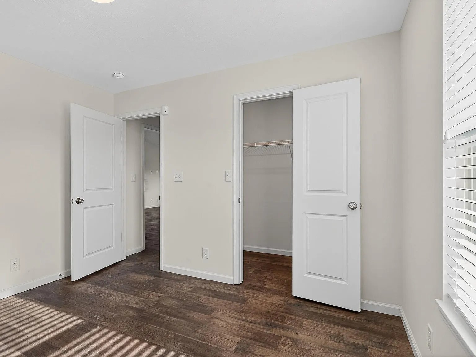 Building Photo - 3272 Maitland Dr