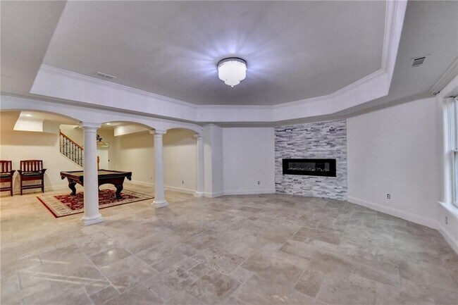 Building Photo - 7970 St Marlo Fairway Dr