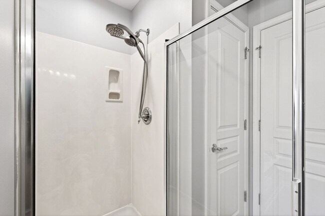 Building Photo - Cozy 3BR Townhouse in Glenwood Crossing!