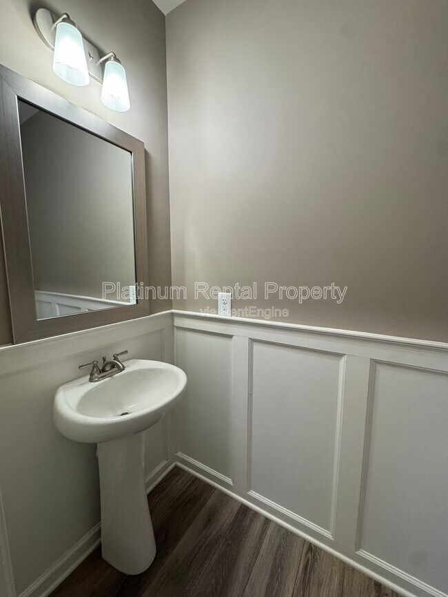 Building Photo - 3778 Franks Wy