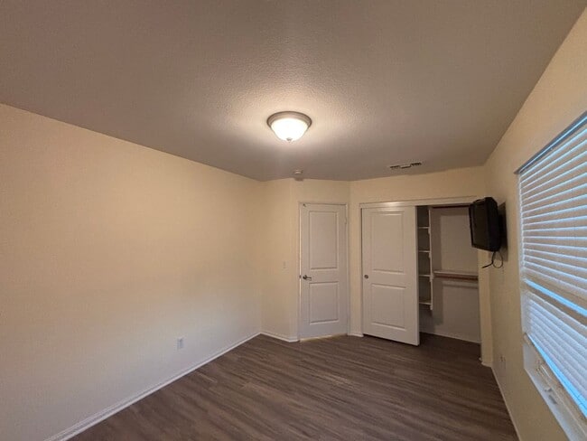 Building Photo - Upgraded Otay Ranch Townhome With Garage And Resort Style Amenities