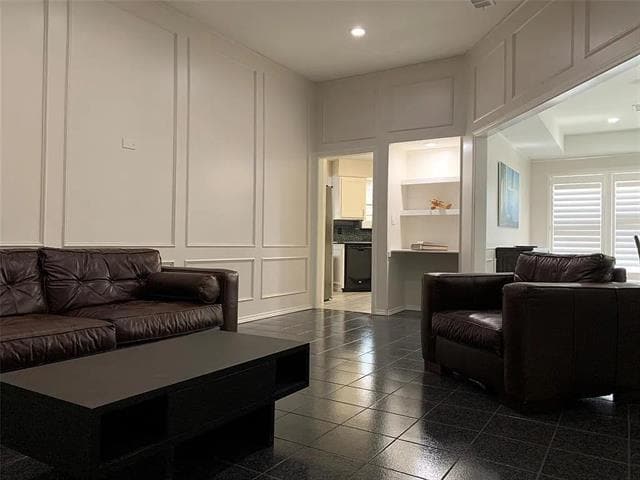 Building Photo - 4027 Sonora Dr