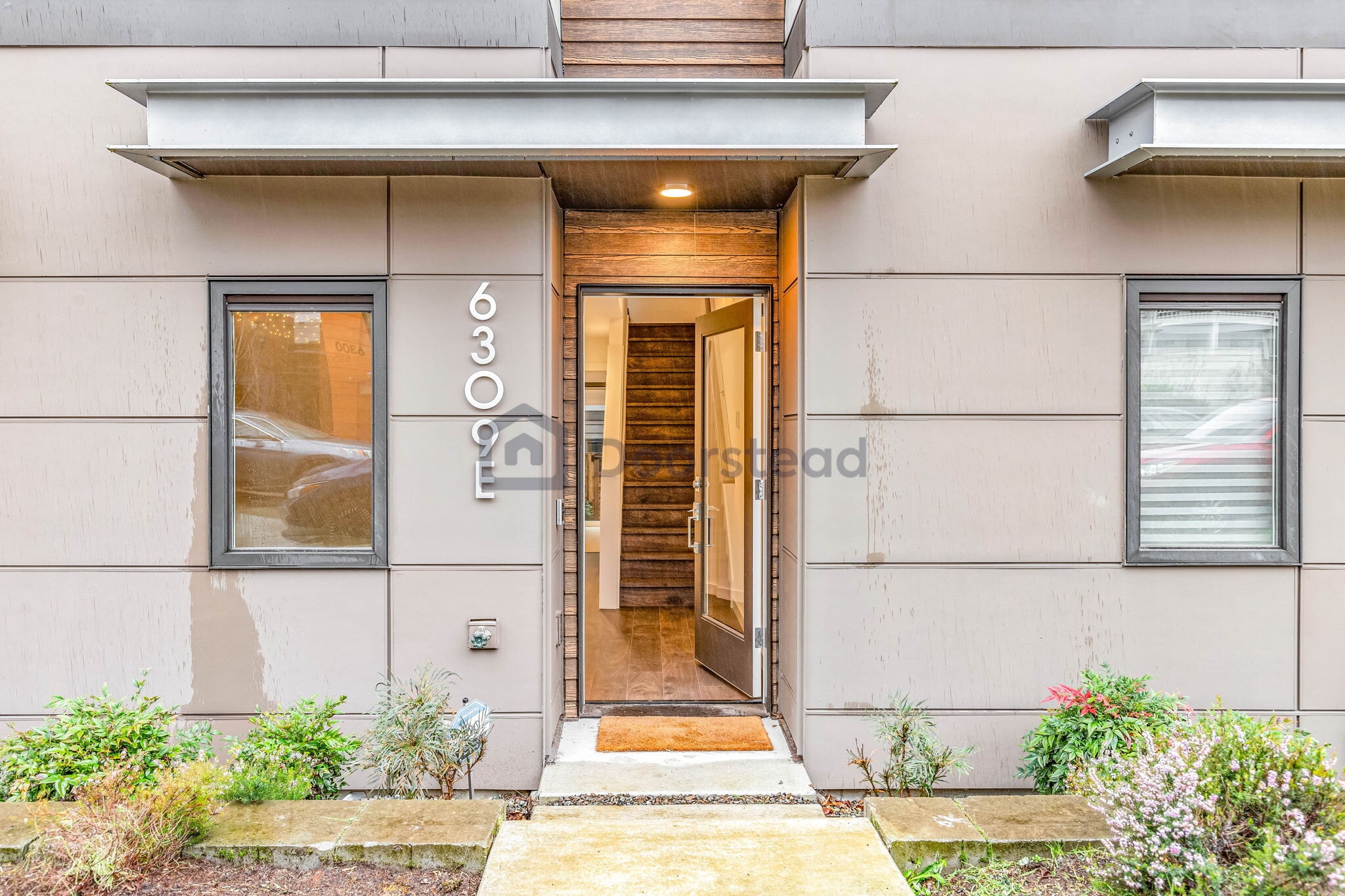 Building Photo - 6309 9th Ave NE