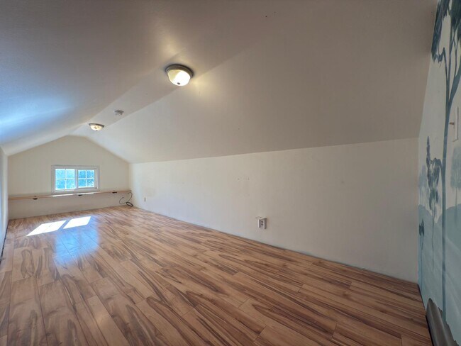 Building Photo - 8907 E Boone Ave