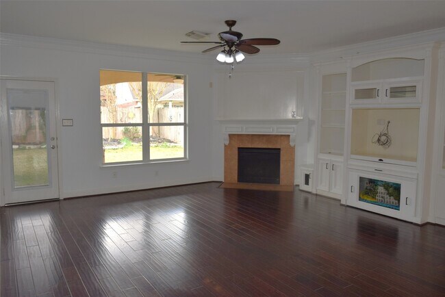 Building Photo - 4911 Dwarf Honeysuckle Ct