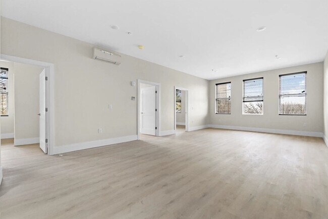 Building Photo - 66 Emerson St