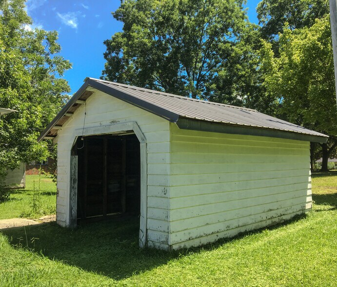 Building Photo - 108 Denson Ave NW