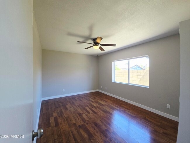 Building Photo - 5132 W Las Palmaritas Dr