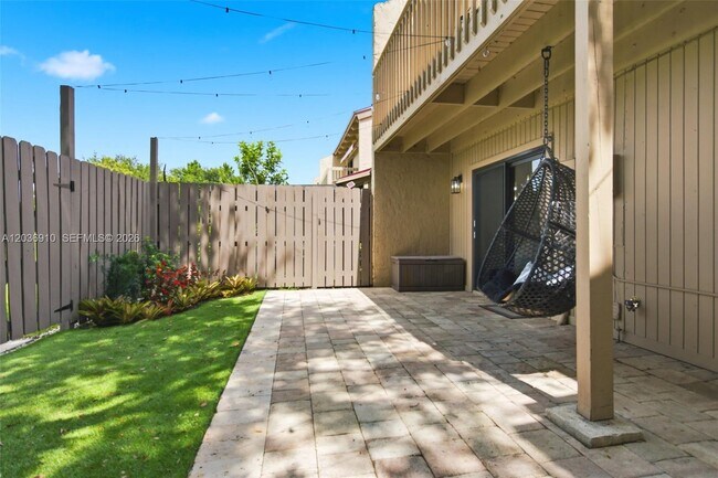 Building Photo - 2152 SW 81st Way