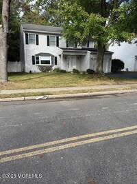 Building Photo - 11 Applebey St