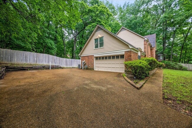 Building Photo - 8428 Bazemore Rd