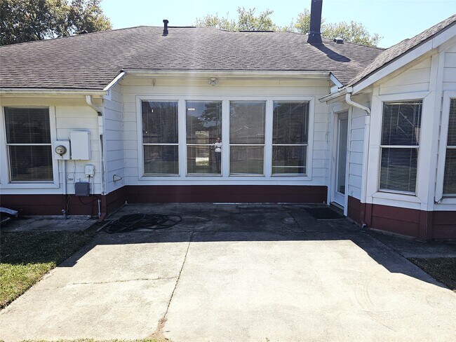 Building Photo - 19734 Glenfinch Ln