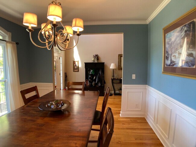 Building Photo - Magnificent Custom Home in Drakes Cove