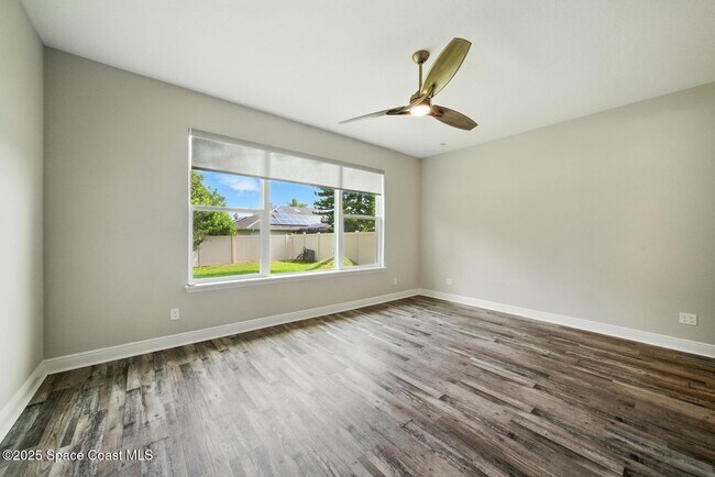 Building Photo - 1752 Killian Dr