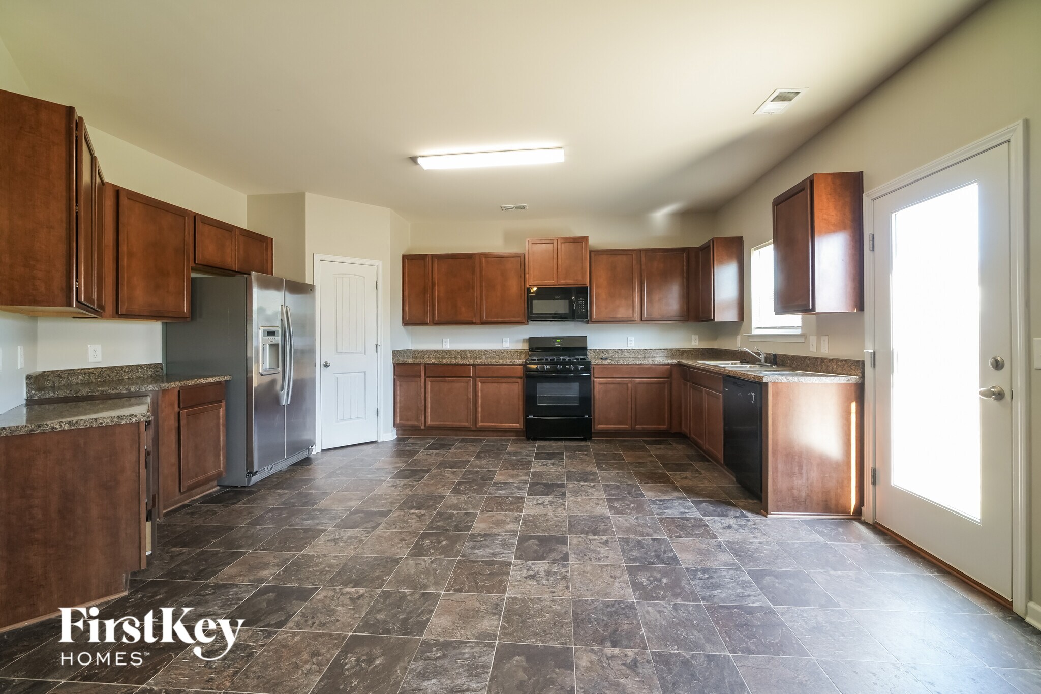 Building Photo - 8 Stadelman Ct