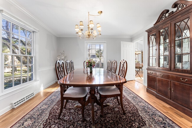 Building Photo - 78 Meadow Rd