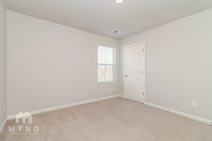 Building Photo - 3601 Wartrace Dr