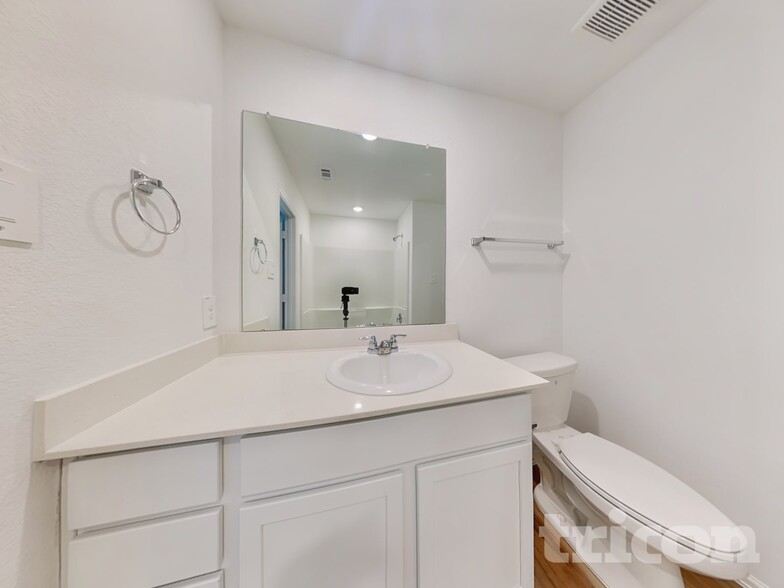 Building Photo - 17122 Quaking Aspen Ln