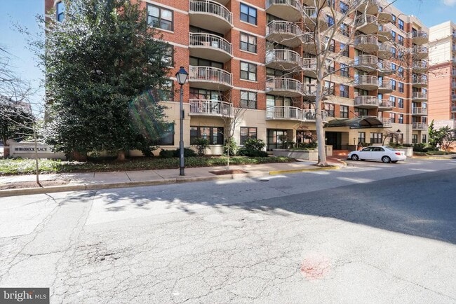 Building Photo - 1200 Braddock Pl