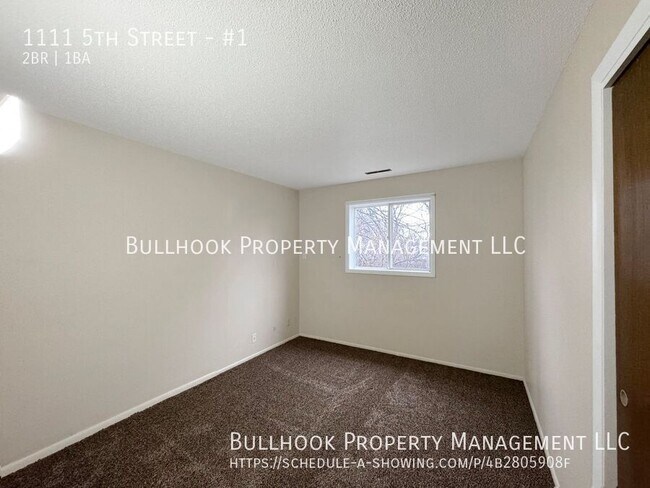 Building Photo - 1111 5th St