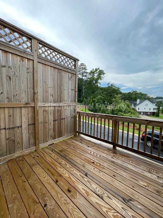 Building Photo - 5221 Riden Ct