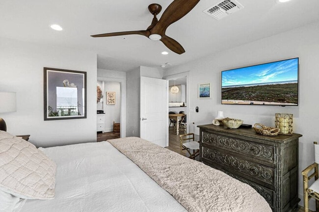 Building Photo - 28 Cut Off Rd