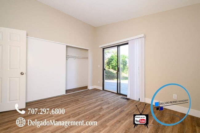 Building Photo - Newly remodeled Glen Cove 4BD single level home